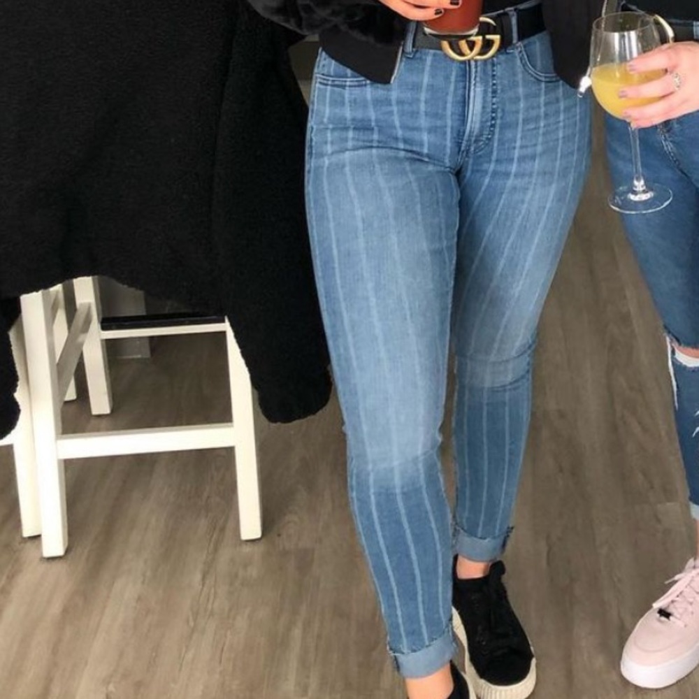 Adorable stripped express jeans
